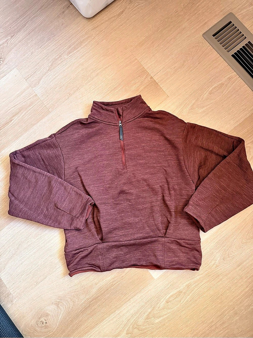 Athleta Quarter Zip Pullover Size Medium Like New